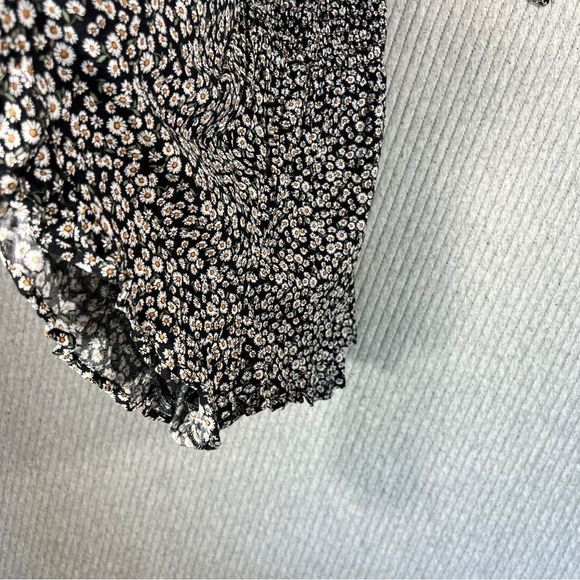 Hollister Black and White Floral Jumpsuit - Picture 6 of 12